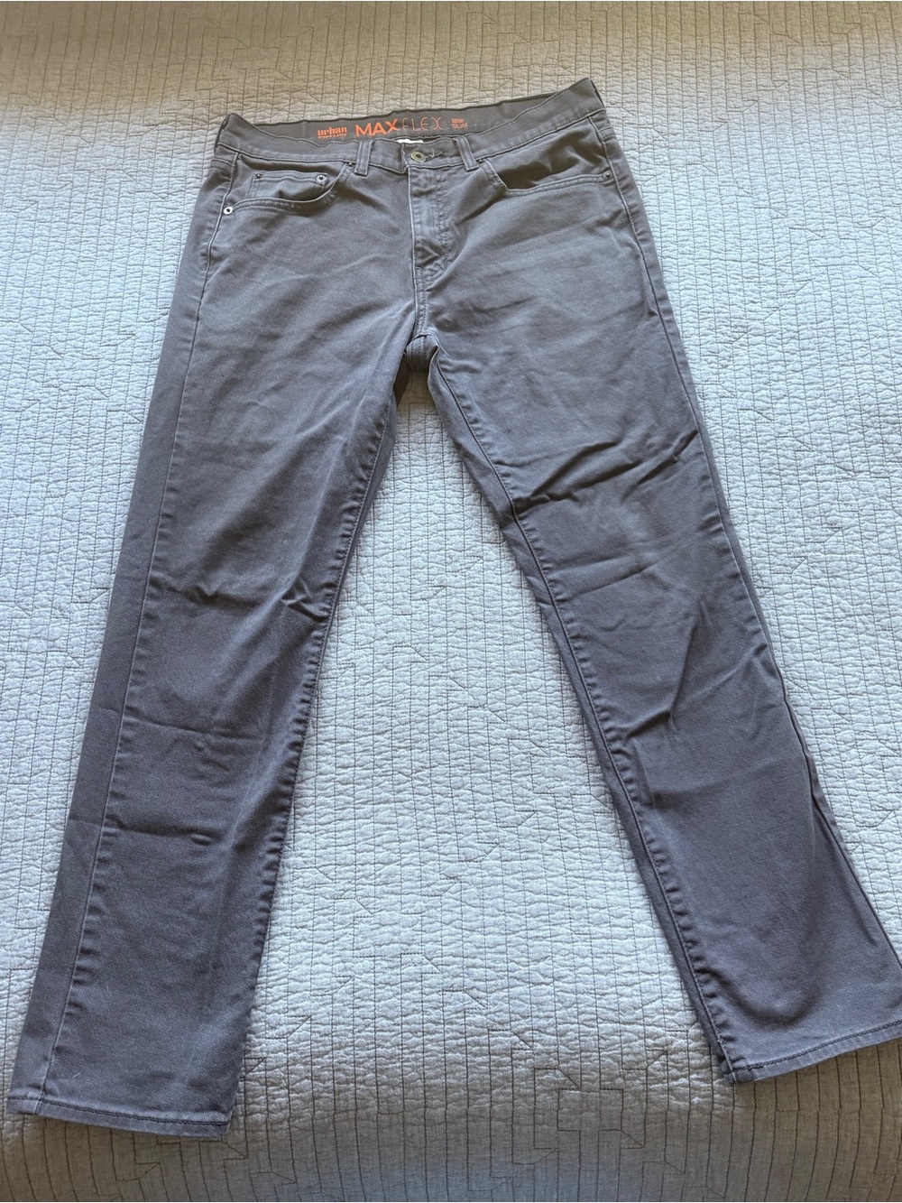 Urban Pipeline MaxFlex Slim Gray Jeans | Men’s 32x30 Stretch Denim